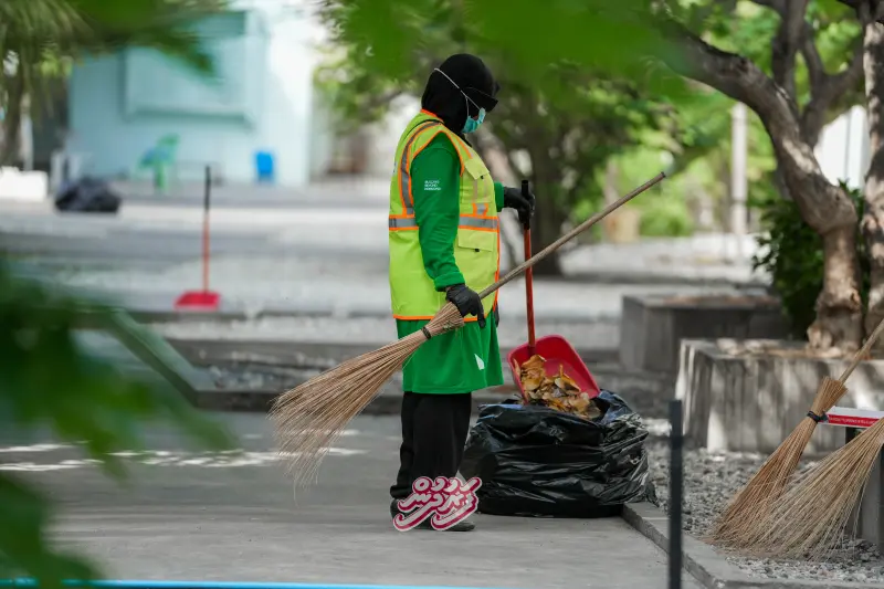 Hulhumale cleaning by HDC