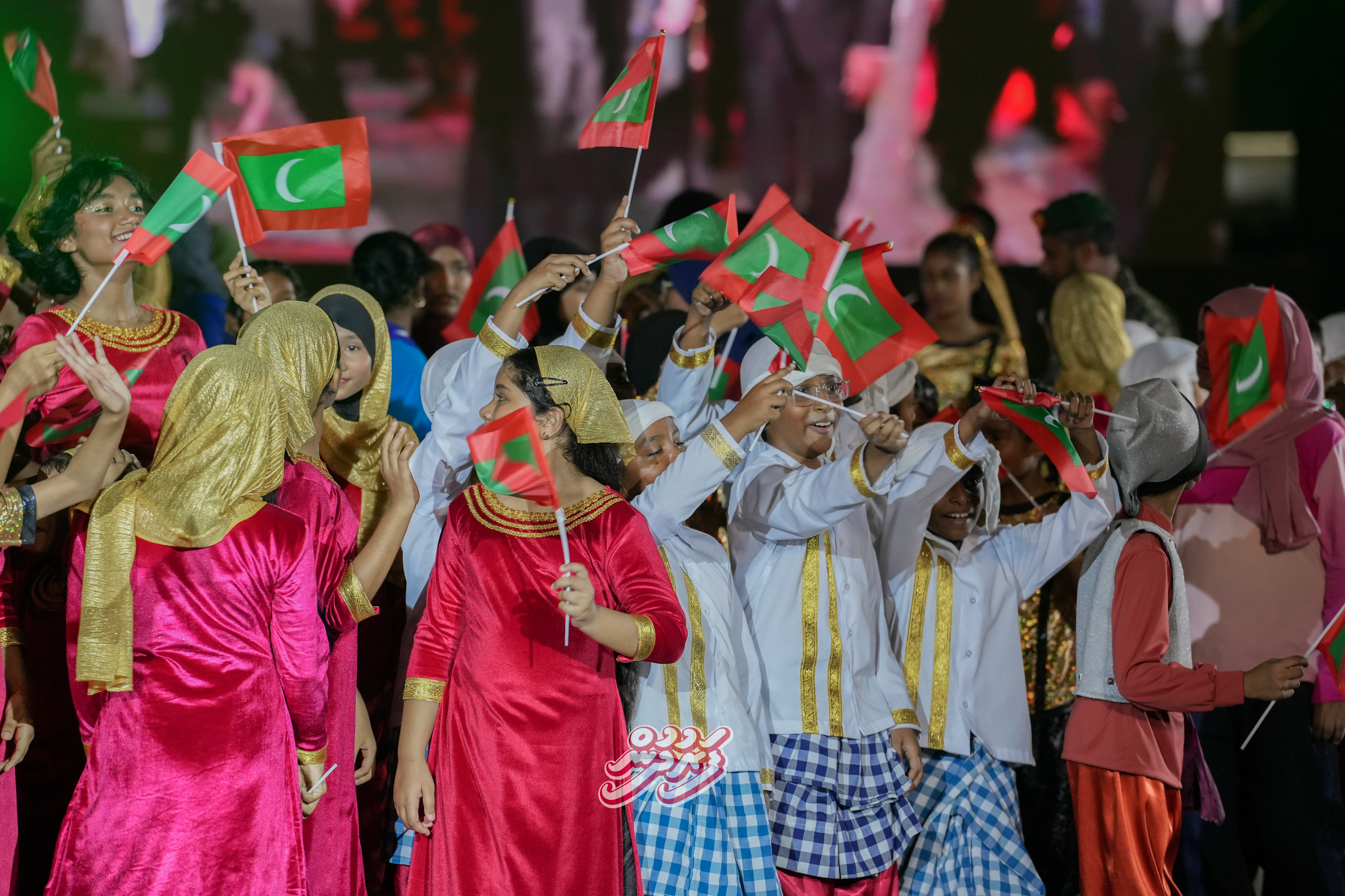 Minivan Dhuvas 2026