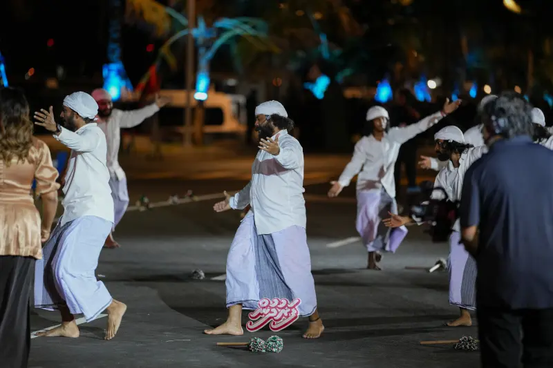 Minivan Dhuvas 2026