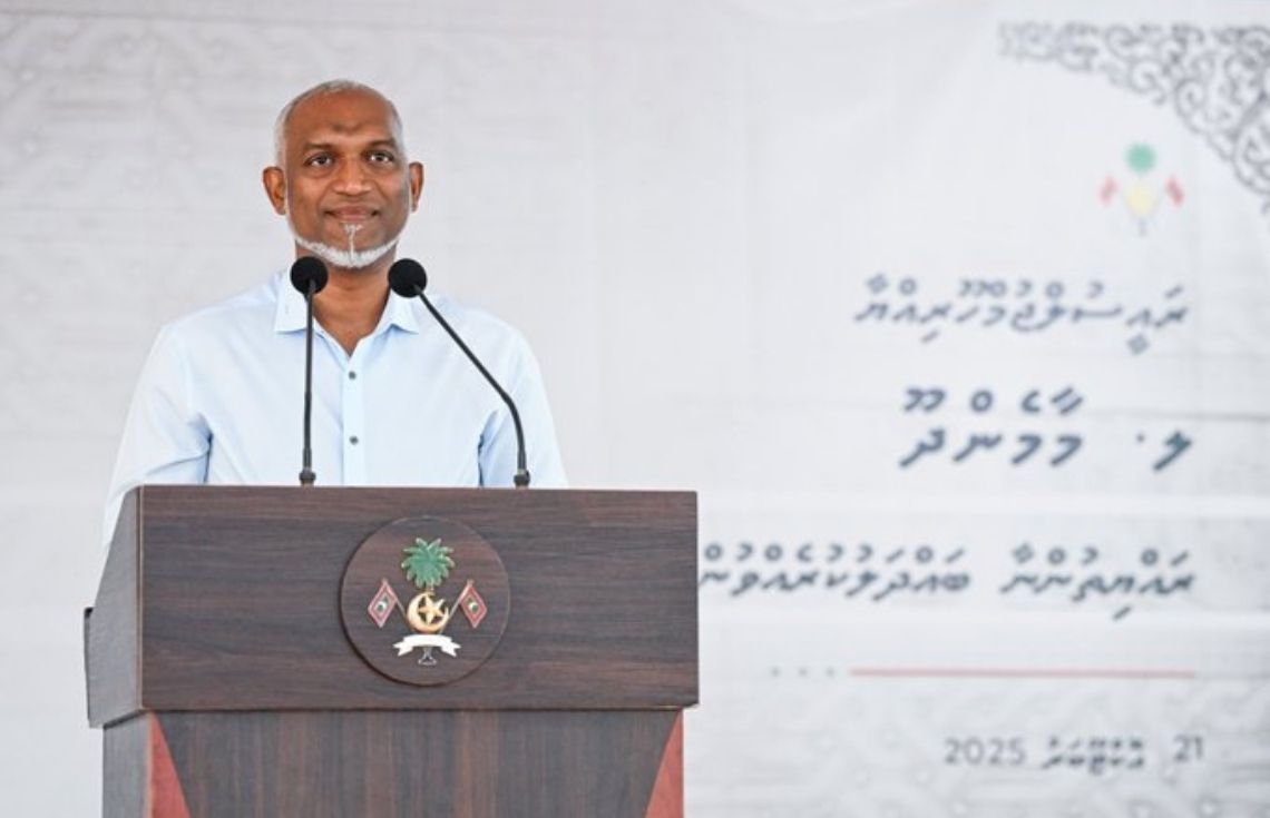 ރައީސް މުޢިއްޒު ލ.މާމެންދޫ ރައްޔިތުންނާއި ބައްދަލުކުރެއްވުން