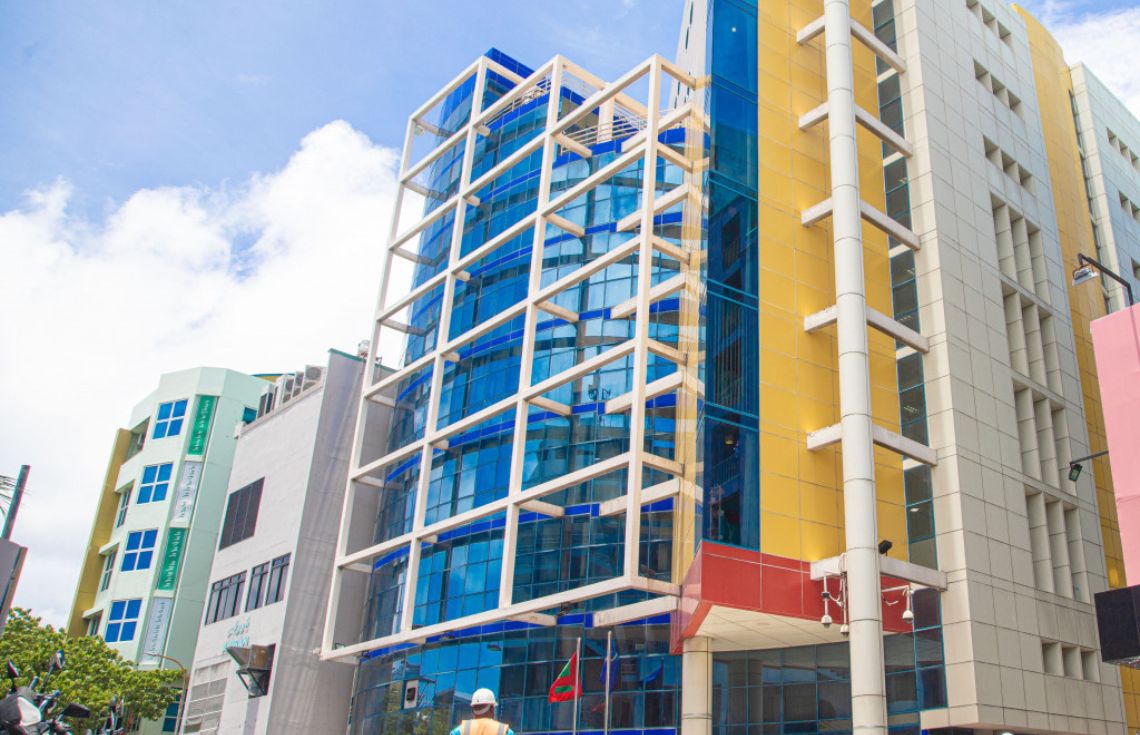 ކަސްޓަމްސްއަށް ލިބެންޖެހޭ އާމްދަނީގެ ތެރެއިން 2022 ވަނަ އަހަރުގެ ނިޔަލަށް 477 މިލިޔަން ރުފިޔާ ނުލިބޭ: އޮޑިޓް