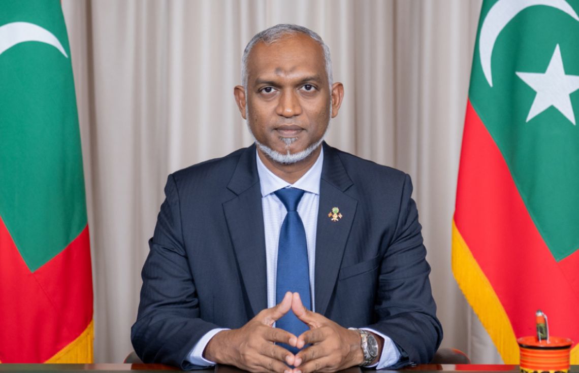 ރައީސުލްޖުމްހޫރިއްޔާ، ކަސްޓަމްސްގެ 135 ވަނަ އަހަރީ ދުވަހުގެ ތަހުނިޔާ ފޮނުއްވައިފި