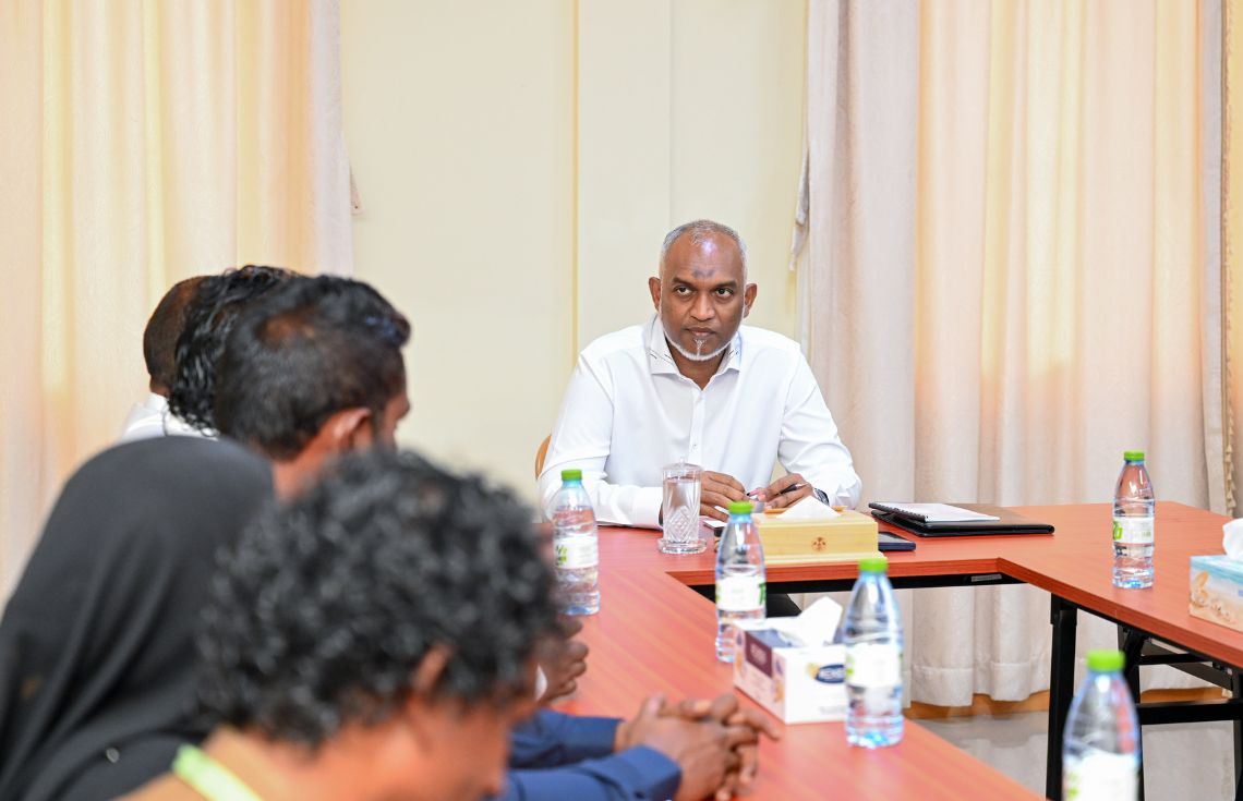 މާޅެންދޫގެ އިސްވެރިންނާ ބައްދަލުކުރައްވައި ރައްޔިތުންނަށް އެންމެ މުހިންމު ކަންކަމާ ގުޅޭގޮތުން މަޝްވަރާކުރައްވައިފި