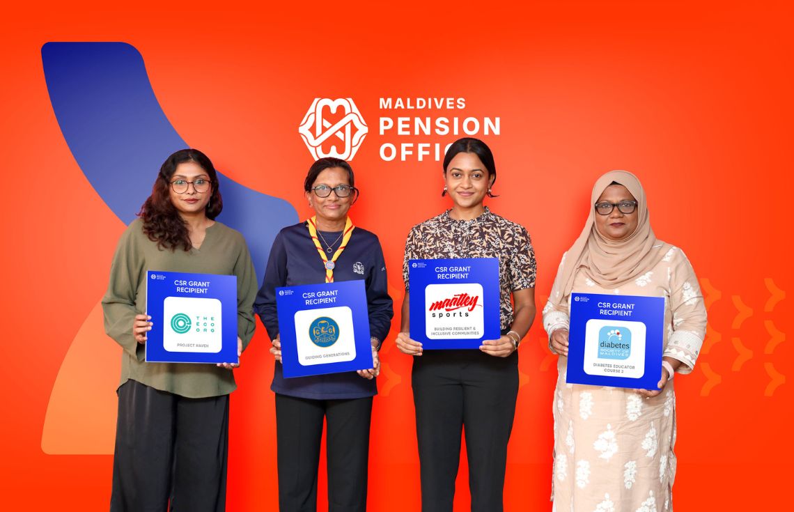 ޕެންޝަން އޮފީހުގެ ސީއެސްއާރު ގްރާންޓުގެ ދަށުން 4 ފަރާތަކަށް މާލީ އެހީ ފޯރުކޮށްދީފި!