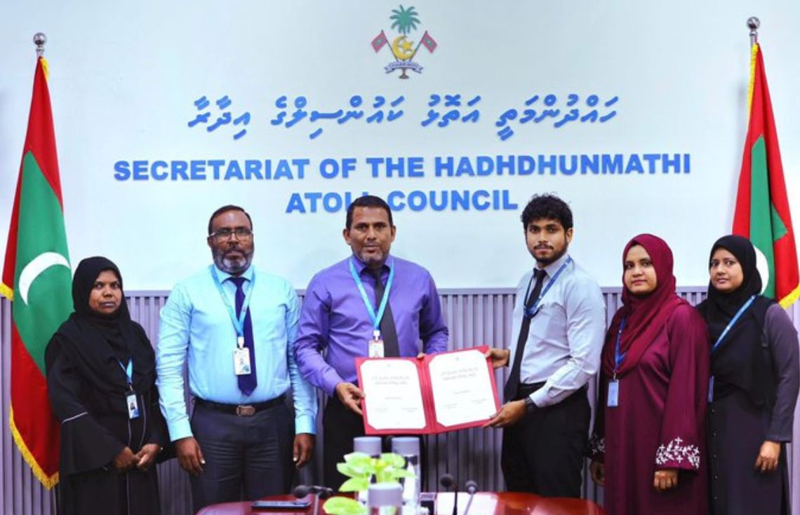 ލ އަތޮޅުގައިވެސް އައިޑިކާޑު ޕްރިންޓު ކުރުމާއި ދޫކުރުމުގެ ޚިދުމަތް ފަށައިފި