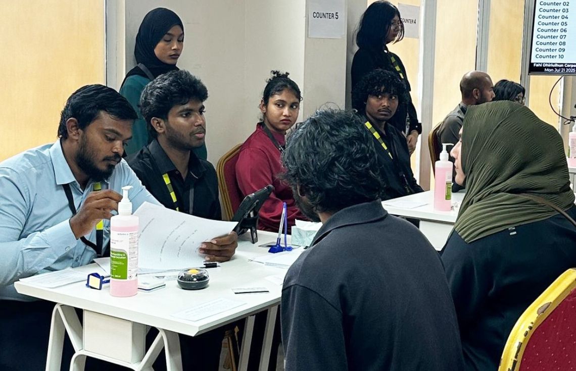 ފްލެޓް އެއްބަސްވުމުގައި ސޮއިކުރުމަށް އަންނައިރު ލިޔެކިޔުންތަކަށް ސަމާލުވުމަށް އެފްޑީސީން އެދިއްޖެ