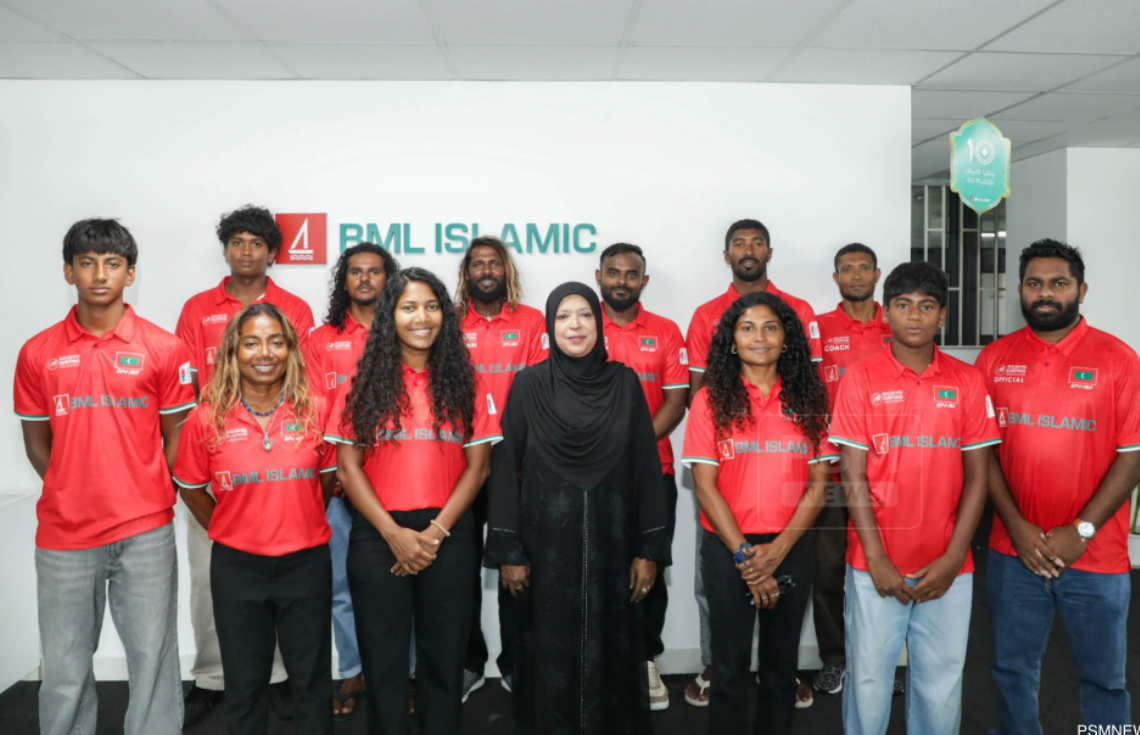 އޭޝިއަން ސާރފިން ޗެމްޕިއަންޝިޕަށް ދިވެހި ޓީމު ފުރައިފި
