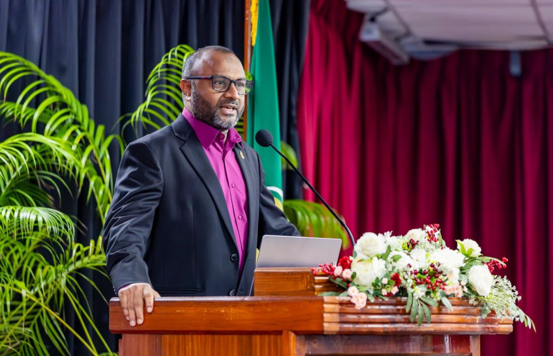 ކުޅަދާނަކަން ލިބިގެންވާ މިންވަރުން ޣައްޒާއަށް އެހީވުމަކީ އިންސާނީ ވާޖިބެއް: ވަޒީރު ޝަހީމް