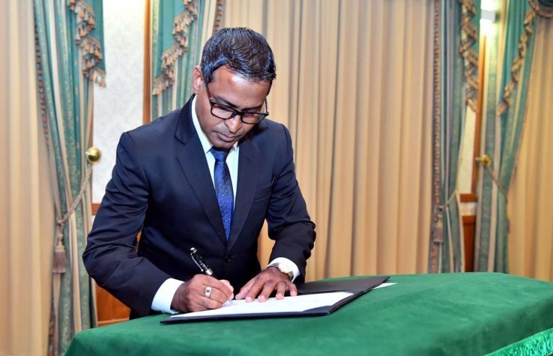 އުއްތަމަ ފަނޑިޔާރުގެ މަޤާމަށް ޢަބްދުލްޣަނީ އައްޔަންކުރުމަށް މަޖިލީހުން ފާސްކޮށްފި