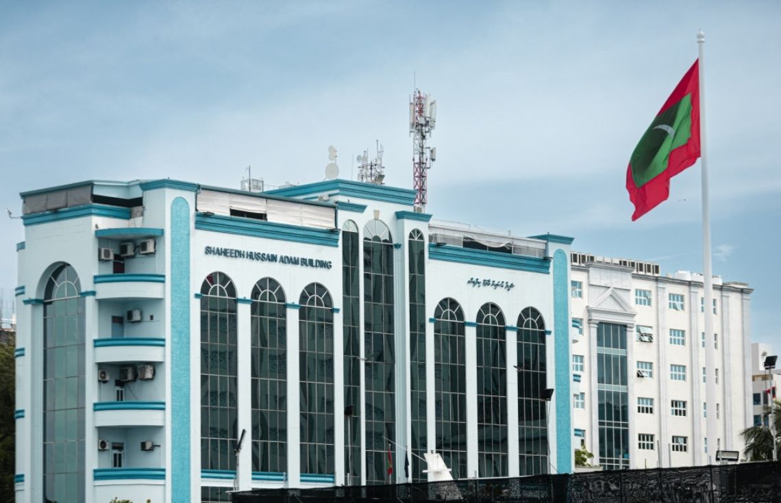 ރާއްޖެއަށް މަސްތުވާތަކެތި އެތެރެކުރަން އުޅުނު ބިދޭސީ އަންހެނަކު ހައްޔަރުކޮށްފި
