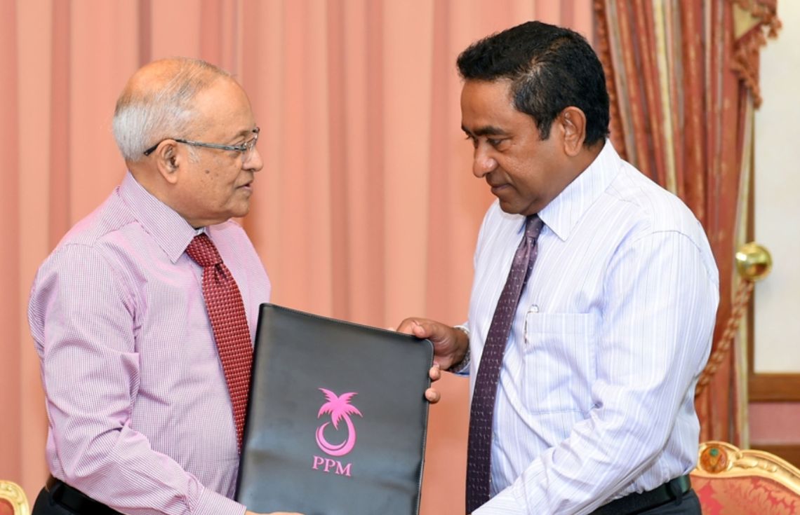 ޔާމީން ހެއްދެވީ ދޮގު، ޤާނޫނީ ފިޔަވަޅު އަަޅާނަން: މައުމޫން