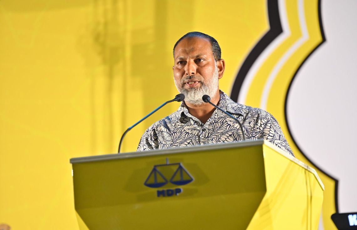އަނެއްކާވެސް ޤައުމު ހަލަބޮލި ކުރުމަށް ޝައިޚް އިމްރާން މާލެއަށް!