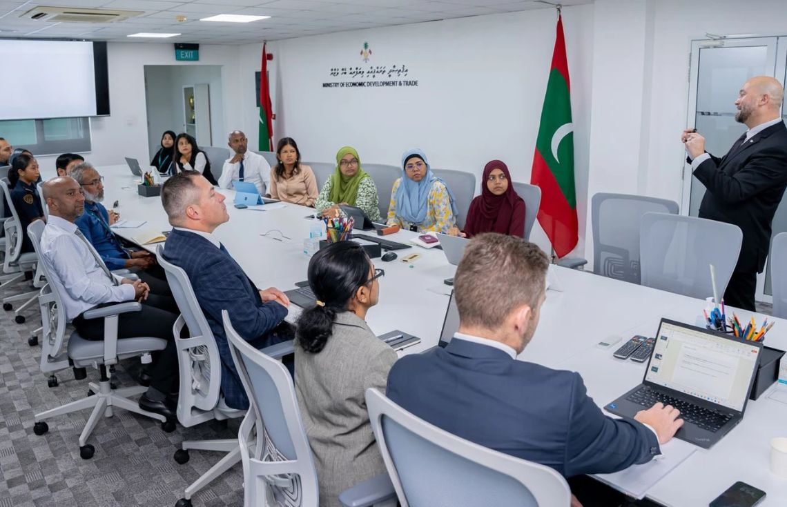 ރެޒިޑަންސީ ބައި އިންވެސްޓްމަންޓް ޕްރޮގްރާމްގެ މަޝްވަރާތައް ފަށައިފި: ރާއްޖޭގެ އިގްތިސާދު ހަރުދަނާކުރުމަށް މުހިންމު ފިޔަވަޅެއް