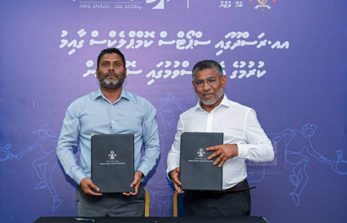 ރަސްދޫ އާއި އުކުޅަހުގައި ސްޕޯޓްސް ކޮމްޕްލެކްސް އެއް އެޅުމުގެ މަސައްކަތް ހަވާލުކޮށްފި