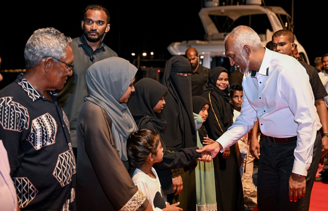 ރައީސްގެ އަރިއުތުރު ދަތުރުފުޅު ނިންމަވާލައްވާ މާލެ ވަޑައިގެންފި