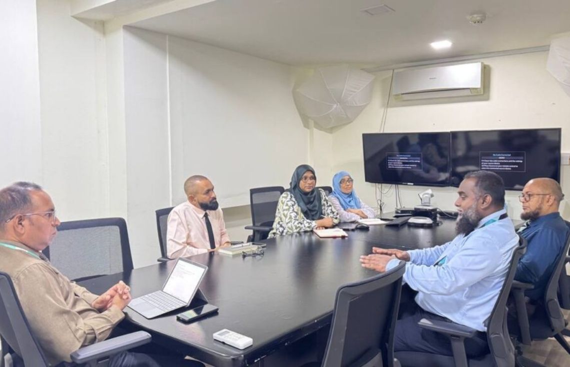ސިވިލް ސަރވަންޓުން ޒަކާތަށް ހޭލުންތެރިކުރުމާ ގުޅޭ މަޝްވަރާތަކެއް ކުރިއަށް ގެންގޮސްފި