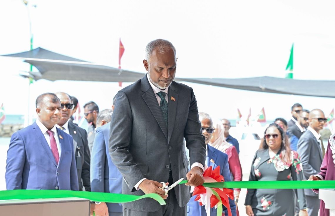 އުތީމު އިސްރަށްވެހީންގެ މައިޒާން، "އޮނުހިޔާ" ރައީސުލްޖުމްހޫރިއްޔާ ހުޅުއްވައިދެއްވައިފި