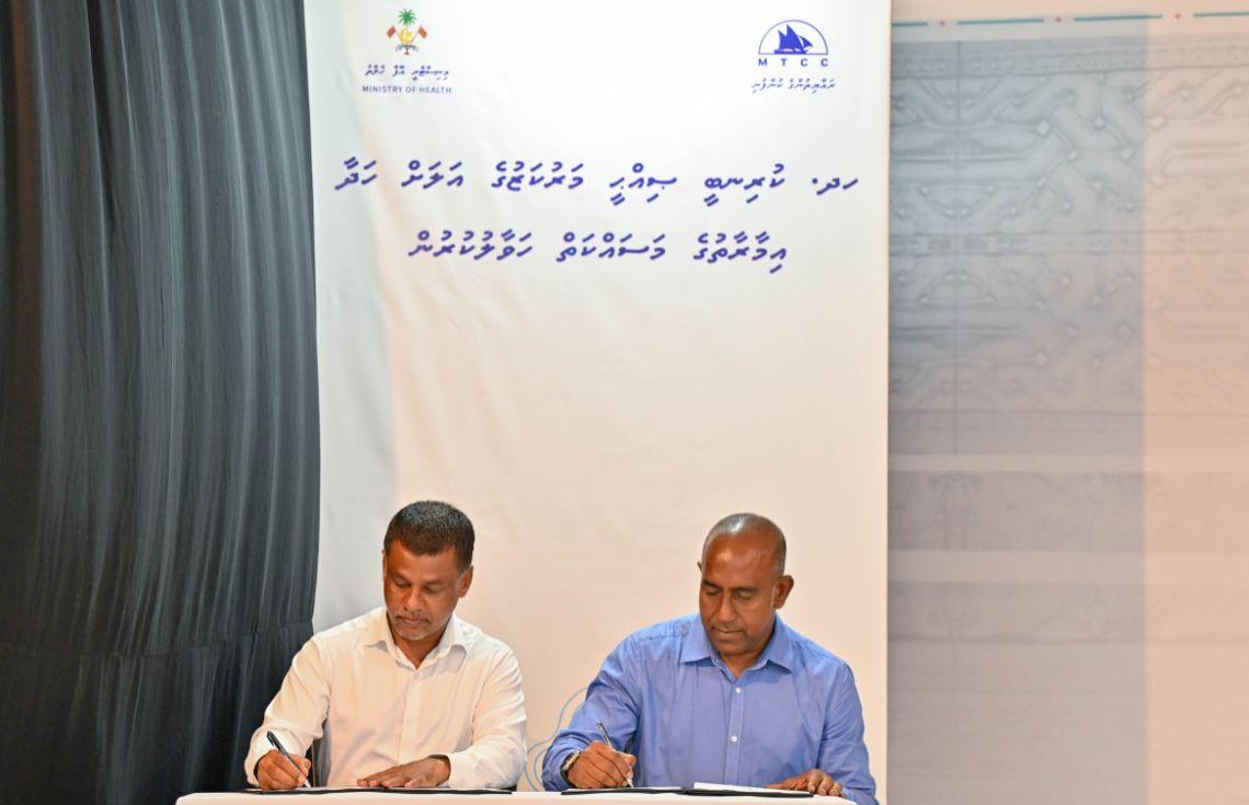 ކުރިނބީ ޞިއްޙީ މަރުކަޒުގެ އައު އިމާރާތާއި، ސްކޫލްގެ މަލްޓި ޕާރޕަސް ހޯލް އިމާރާތްކުރުމުގެ މަސައްކަތް ހަވާލުކޮށްފި