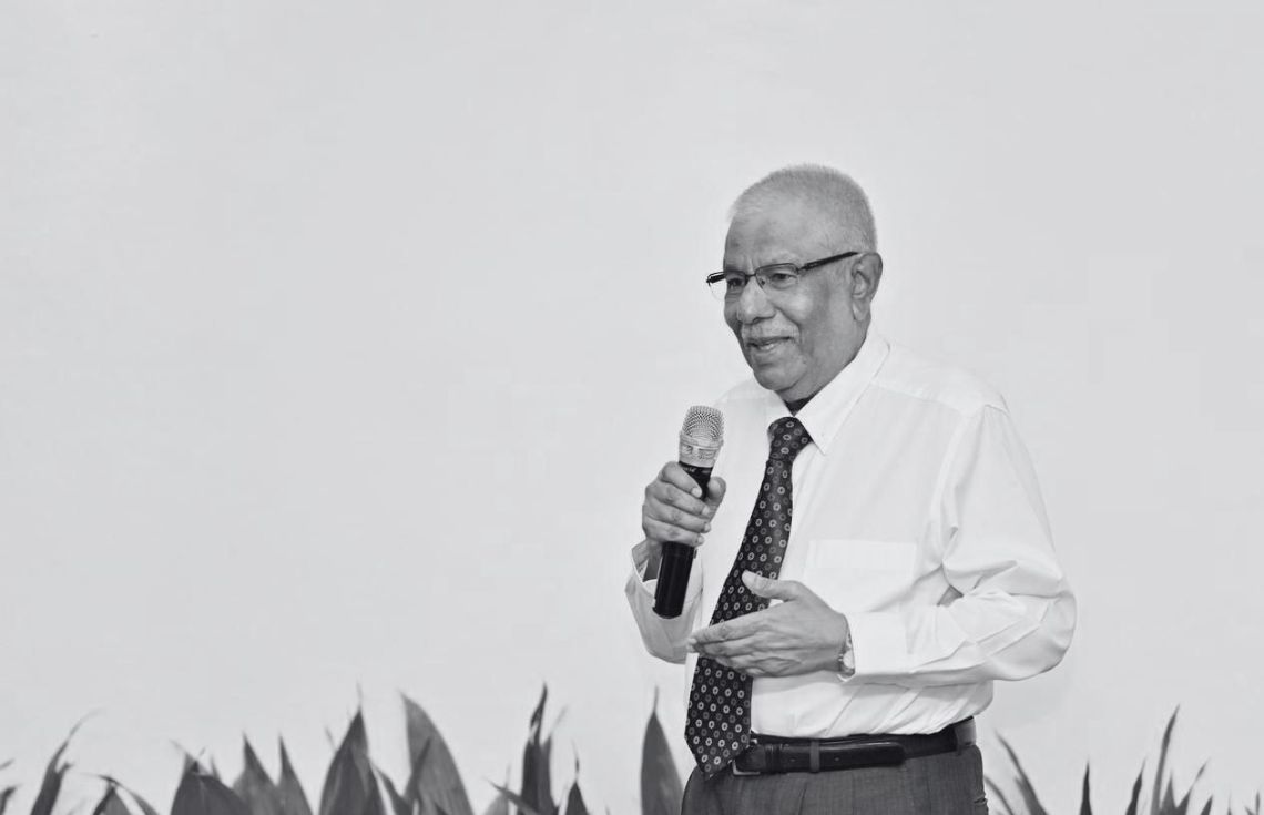 ރާއްޖެ ދުނިޔޭގެ ފެންވަރު ފަތުރުވެރިންގެ މަންޒިލަކަށް ހެއްދެވުމުގައި ޢުމަރު މަނިކު އަދާކުރެއްވި ދައުރު ނުހަނު ބޮޑު : ރައީސް މުޢިއްޒު