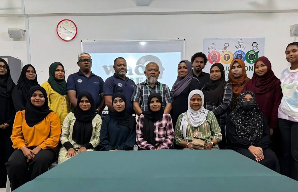 އަމީނިއްޔާ ސްކޫލު އިދާރީ މުވައްޒަފުންނަށް ރިވެތި ޞިފަތަކާއި ސްޓްރެސް މެނޭޖްމަންޓް ސެޝަނެއް ކުރިއަށް ގެންގޮސްފި