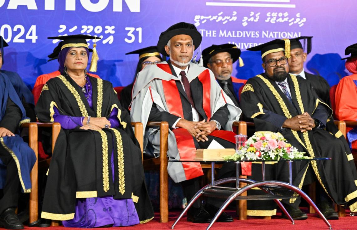 ޤައުމީ ޔުނިވަރސިޓީއަކީ ފެންވަރު ރަނގަޅު ޢިލްމީ ހިޔާވައްސަކަށް ވުން އެދޭކަމުގައި ރައީސް ވިދާޅުވެއްޖެ
