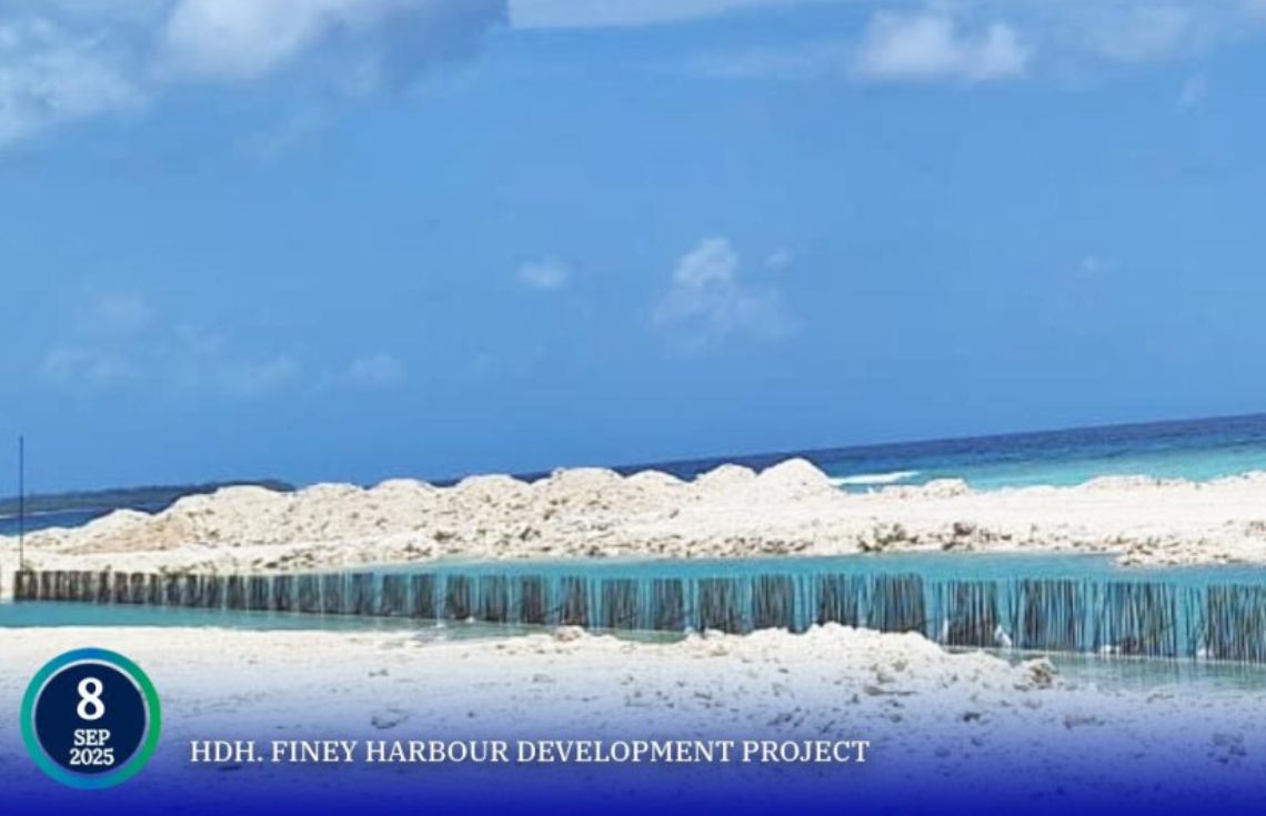ފިނޭ ބަނދަރު ކީވޯލް ޖެހުމުގެ މަސައްކަތް ނިމުމަކާ ގާތަށް!