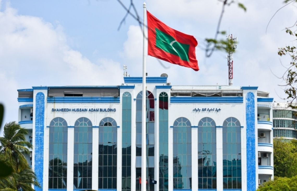 މަކަރާއި ހީލަތުގެ މައްސަލައެއްގައި މީހަކު ހޯދުމަށް ފުލުހުން އިޢުލާނުކޮށްފި