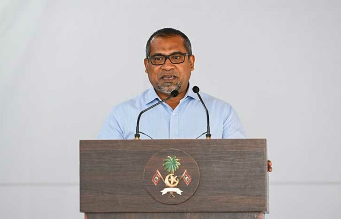ދަށު ދަރަޖައިގެ ޢަމަލު ހިންގާ ފަރާތްތަކުގެ ދިފާޢުގައި ރައީސް ޞޯލިހު ނުކުންނެވުމަކީ މުޖުތަމަޢުއަށް ދެވޭ ނުރައްކާތެރި މެސެޖެއް: ވަޒީރު ޚަލީލް