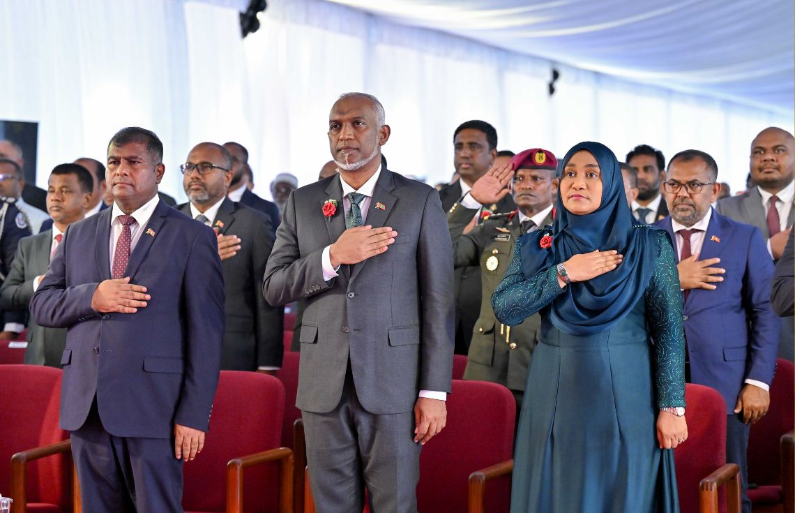 ދިވެހީންގެ ރިވެތި ސިފަތަކާއި ސަގާފަތަކީ ދަރީންނަށް ހެޔޮގޮތުގައި ފޯރުކޮށްދޭން ޖެހޭ ޤައުމީ އަމާނާތެއް: ފަސްޓް ލޭޑީ