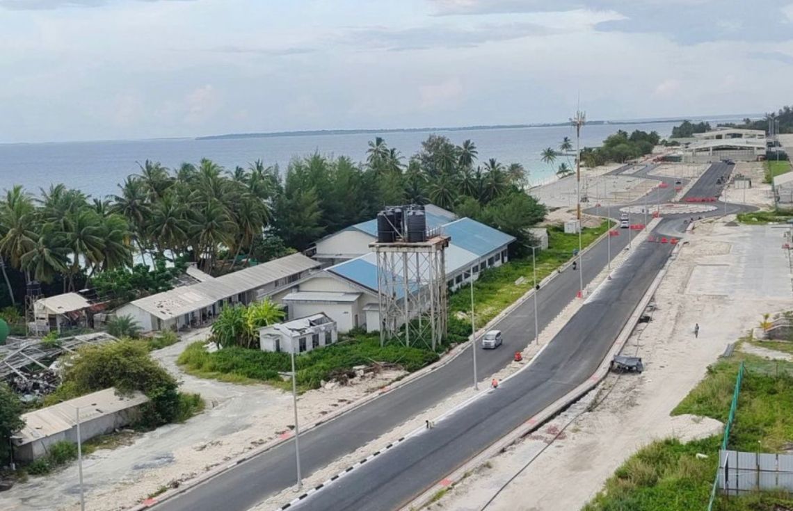 ގަން އިންޓަރނޭޝަނަލް އެއަރޕޯޓުގެ މަގު ތާރުއަޅައިގެން ޒަމާނީ ފެންވަރަށް ތަރައްޤީކޮށް ނިމިއްޖި