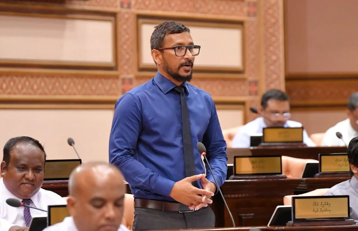 ރިޔާސީ ދައުރު ދަންމާލާކަށް ނޫޅޭ، ރައީސް އެކަމަށް ތާއީދެއް ނުކުރައްވާނެ: އެމްޕީ ފަލާޙް