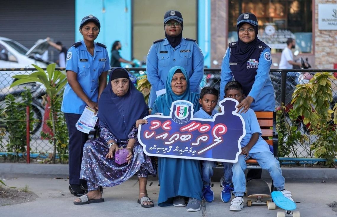 ވިމެން އިން ޕޮލިސިންގ ދުވަސް ފާހަގަކުރުމަށް އަންހެން ފުލުހުންގެ ޚާއްޞަ ޙަރަކާތެއް ކުރިއަށް ގެންގޮސްފި