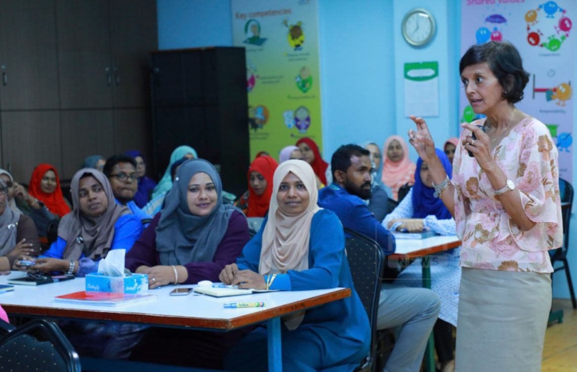 ގައުމީ މުދައްރިސުން ބިނާކުރުމުގެ ޕްރޮގްރާމް: ޓީޗިން ހަދާ ފަރާތްތަކަށް ސްޓައިޕެންޑް ދޭން ހުޅުވާލައިިފި