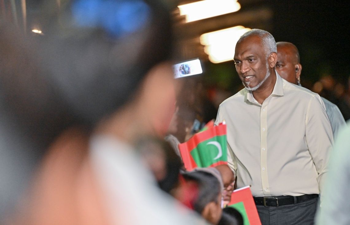 ރައީސް މުޢިއްޒުއަށް ވޭމަންޑޫއިން ހޫނު މަރުޙަބާއެއް ކިޔައިފި