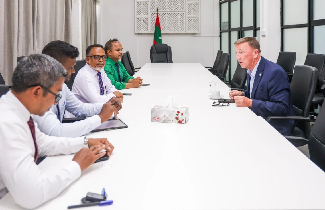 ކަނޑުގެ ހަކަތައިން ކަރަންޓު އުފެއްދުމާ މެދު އިނގިރޭސިވިލާތާ އެކު މަޝްވަރާކޮށްފި