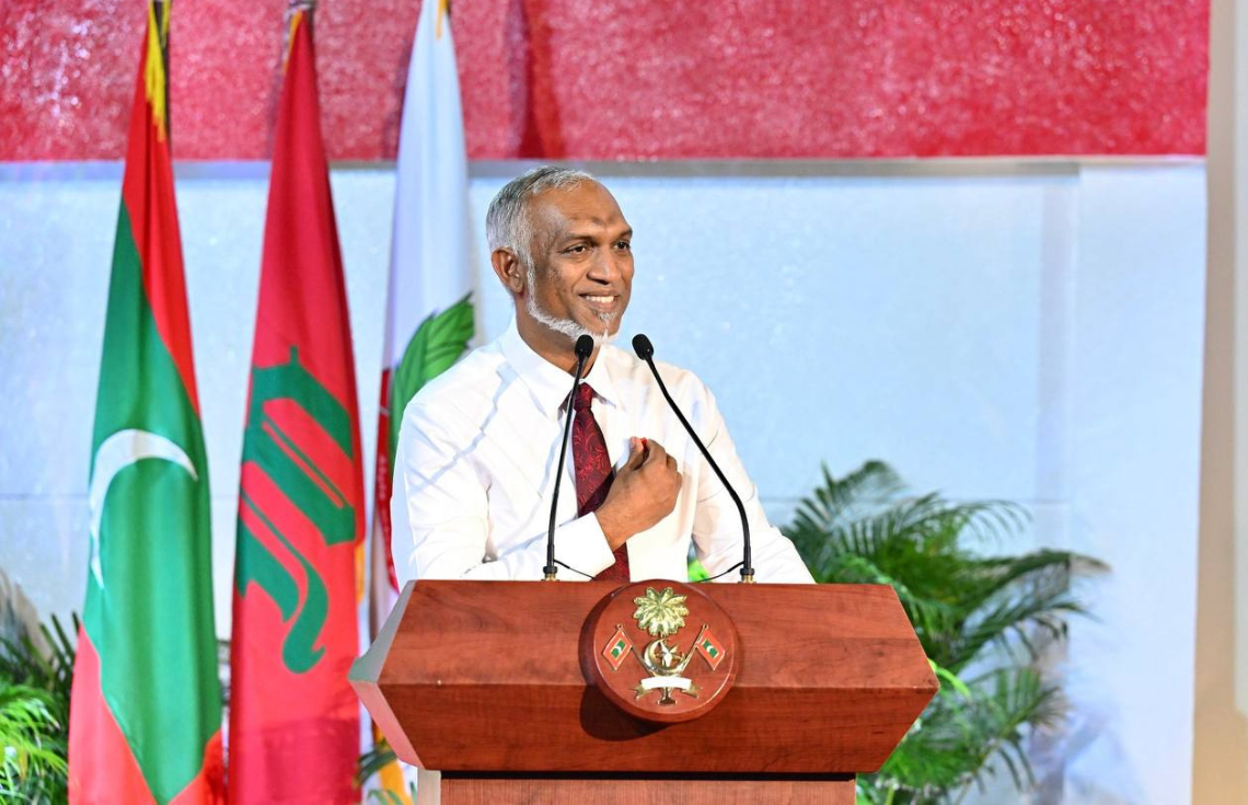 މުދައްރިސުންގެ ބުރަ މަސައްކަތަކީ މާއްދީ އެއްވެސް އެއްޗަކުން އަގު ނުކުރެވޭނެ ޚިދުމަތެއް: ރައީސް