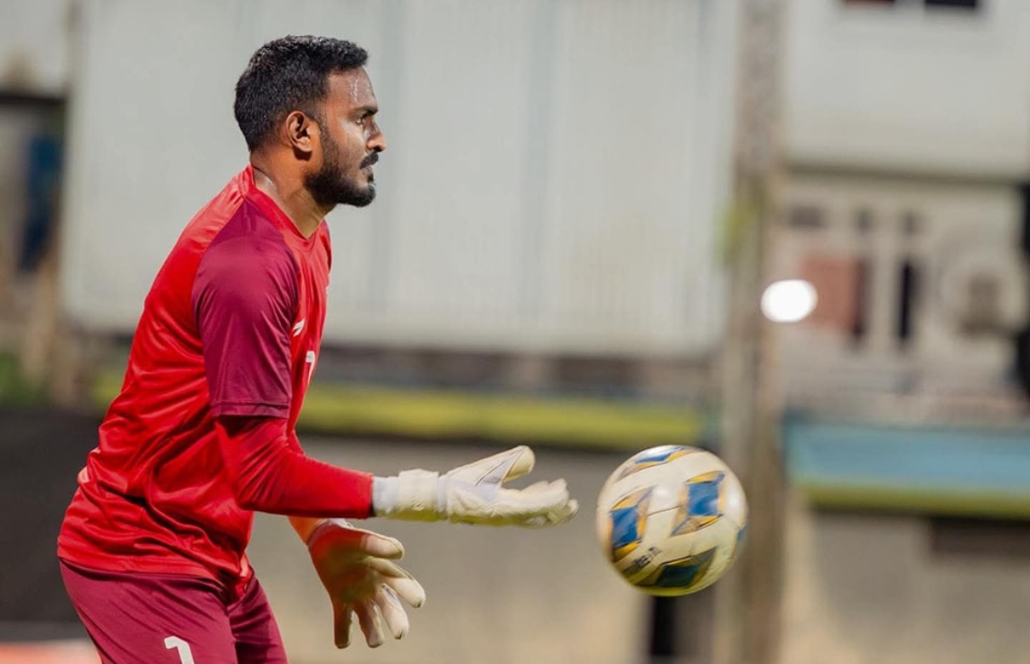 އަނިޔާއިން އެނބުރި އައި މާޒިޔާގެ ކީޕަރު ޙުސެއިން ޤައުމީ ޓީމަށް ނަގައިފި