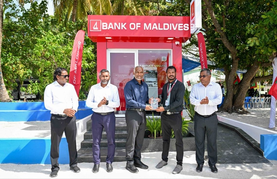 އދ. ދިއްދޫގައި ޤާއިމުކުރި އޭޓީއެމްގެ ޚިދުމަތް ރައީސް އިފްތިތާޙުކޮށްދެއްވައިފި