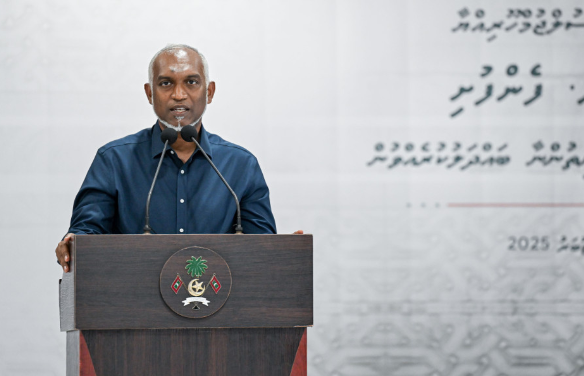 ފެންފުށީ ސްކޫލްގެ ޖާގައިގެ ދަތިކަމުގެ މައްސަލަ އަންނަ ދިރާސީ އަހަރަށް ޙައްލުކޮށްދެއްވާނެކަމަށް ރައީސް ވިދާޅުވެއްޖެ