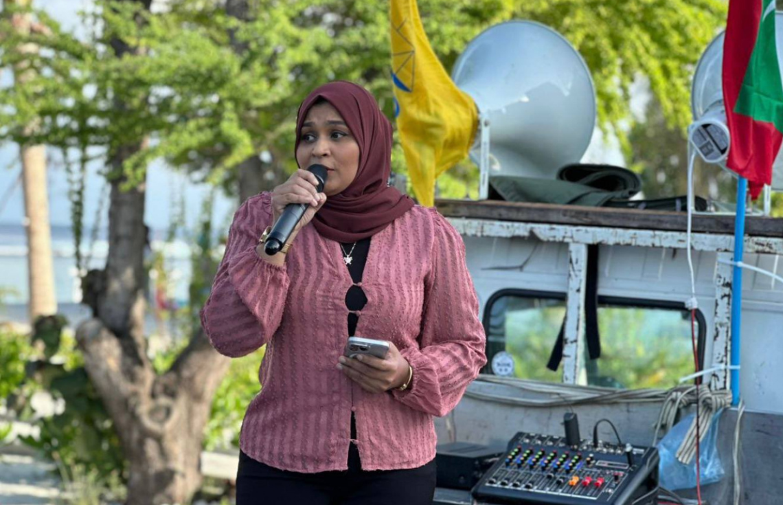 ފުލުހުންނަށް އިންޒާރުދިން ކަމުގެ ތުޙުމަތުގައި ޒަހިއްޔާގެ ފޯނު ހިފަހައްޓައިފި