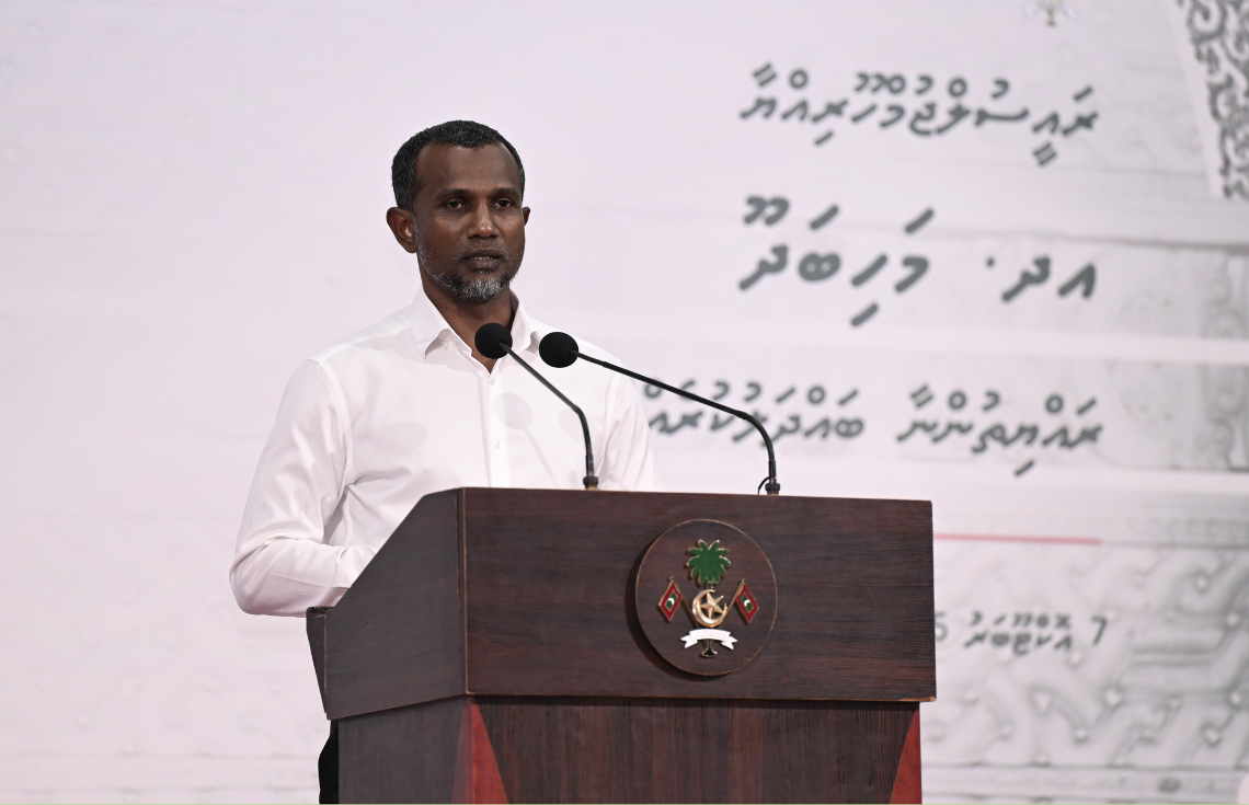 މިއަންނަ އަހަރު ދައްކަންޖެހޭ 500 މިލިއަން ޑޮލަރަކީ ނިމިދިޔަ ދެ ސަރުކާރުން ނެގި ލޯނުތަކެއް: ޠާރިޤު