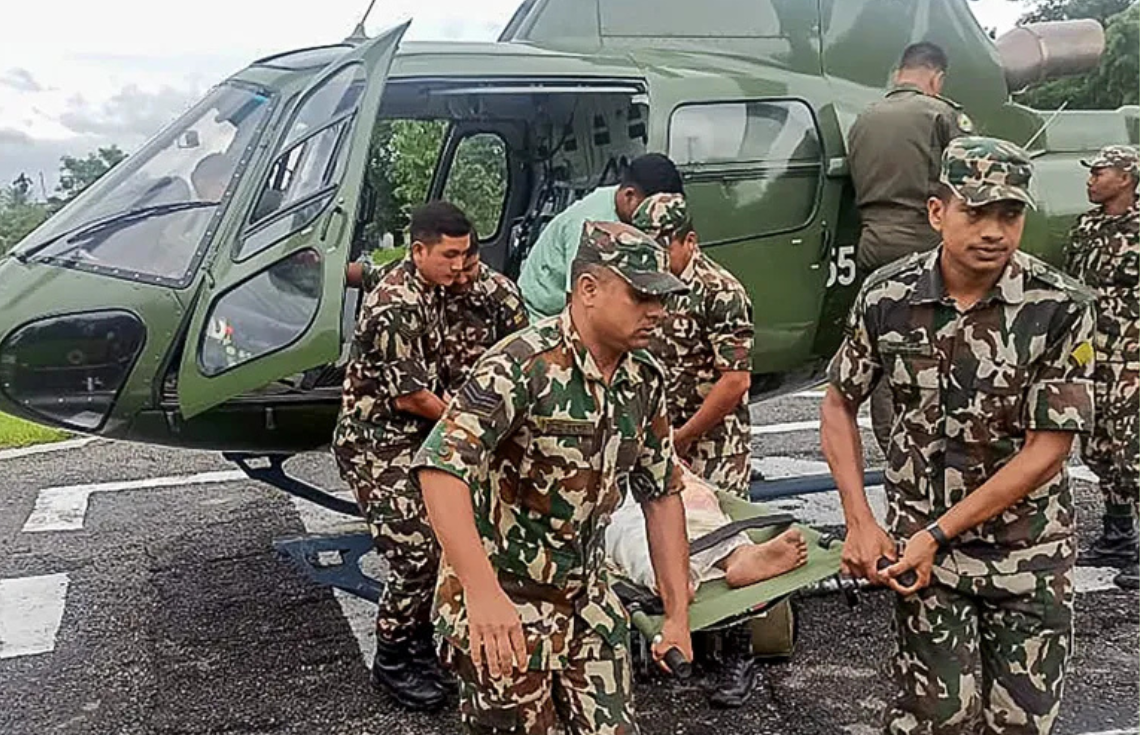 ނޭޕާލްގައި ހިނގި ހިތާމަވެރި ހާދިސާއާ ގުޅިގެން ރައީސުލްޖުމްހޫރިއްޔާގެ ހަމްދަރުދީ ޙިއްސާކުރައްވައިފި