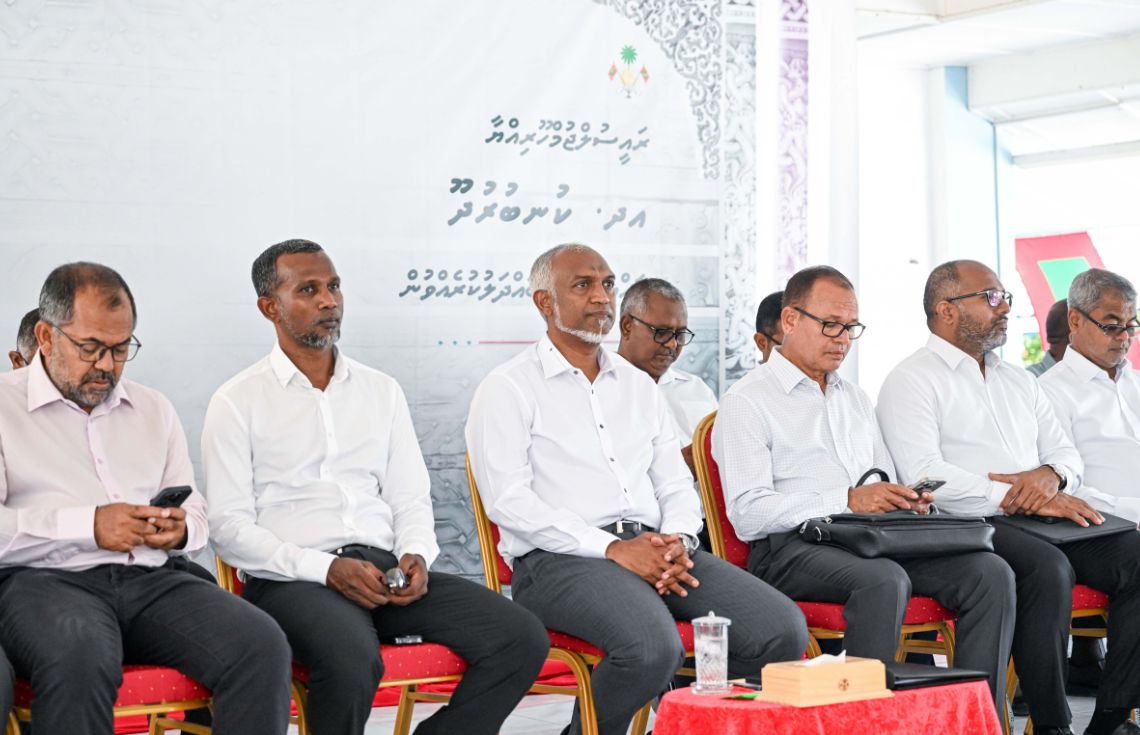 ޢަމަލީ މަސައްކަތް ފެށި ސޮއިކުރެވުނު މަޝްރޫޢުތަކަކީ ކުނބުރުދޫގެ ތަރައްޤީގެ ކުރިމަގަށް އެޅުނު މުހިންމު ފިޔަވަޅެއް: ރައީސް