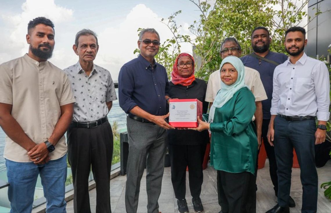 5 މިލިއަން ގަސް އިންދުމުގެ މަޝްރޫޢަށް ރޮޓަރީ ކްލަބް އޮފް މާލެއިން 170،000 އޮށް ހަދިޔާކޮށްފި