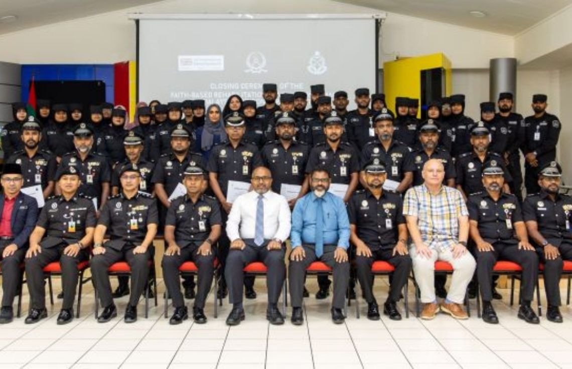 ކަރެކްޝަންސްގެ އޮފިސަރުންނަށް ކުރިއަށް ގެންދިޔަ ރިހެބިލިޓޭޝަން ދާއިރާގެ 2 ތަމްރީން ޕްރޮގްރާމެއް ނިންމާލައިފި
