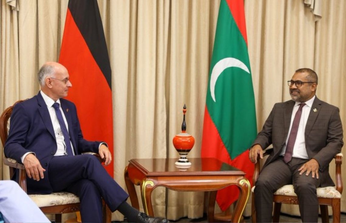 ޖަރުމަނުވިލާތުގެ އައު ސަފީރު، ޚާރިޖީ ވަޒީރުގެ އަރިހަށް އިޙްތިރާމްގެ ޒިޔާރަތެއް ކުރައްވައިފި