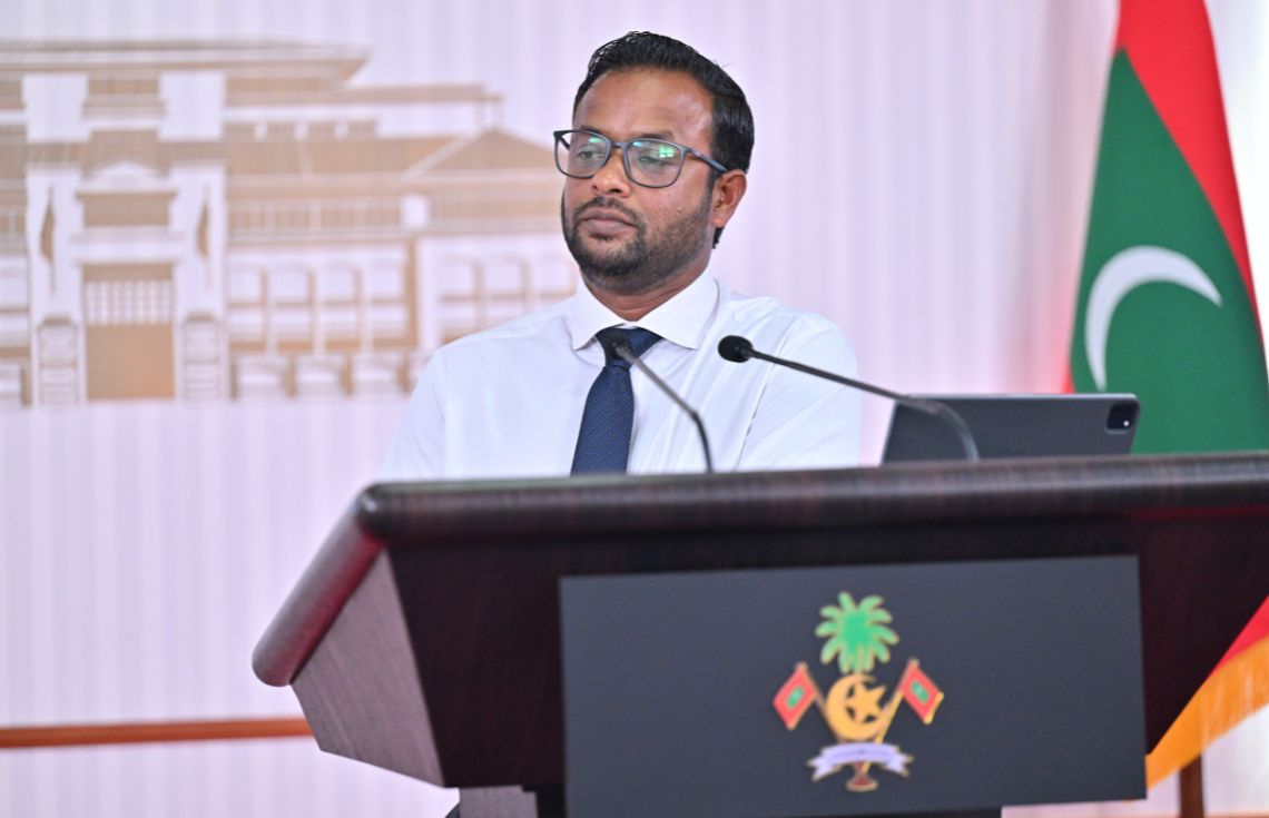 ކުރިން ފްލެޓް ލިބިފައިވާ 976 ދެމަފިރިއަކަށް ގެދޮރުވެރިޔާ ސްކީމުގައި އަލުން ފްލެޓް ދޭން ހިމަނާފައި އެބައޮތް: ވަޒީރު ޑރ. މުއްޠަލިބް