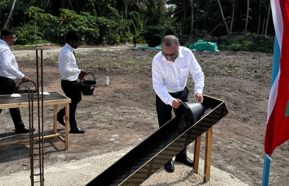 ށ.ނޫމަރާގައި އަލަށް އިމާރާތްކުރާ މިސްކިތުގެ ބިންގާއަޅައިފި
