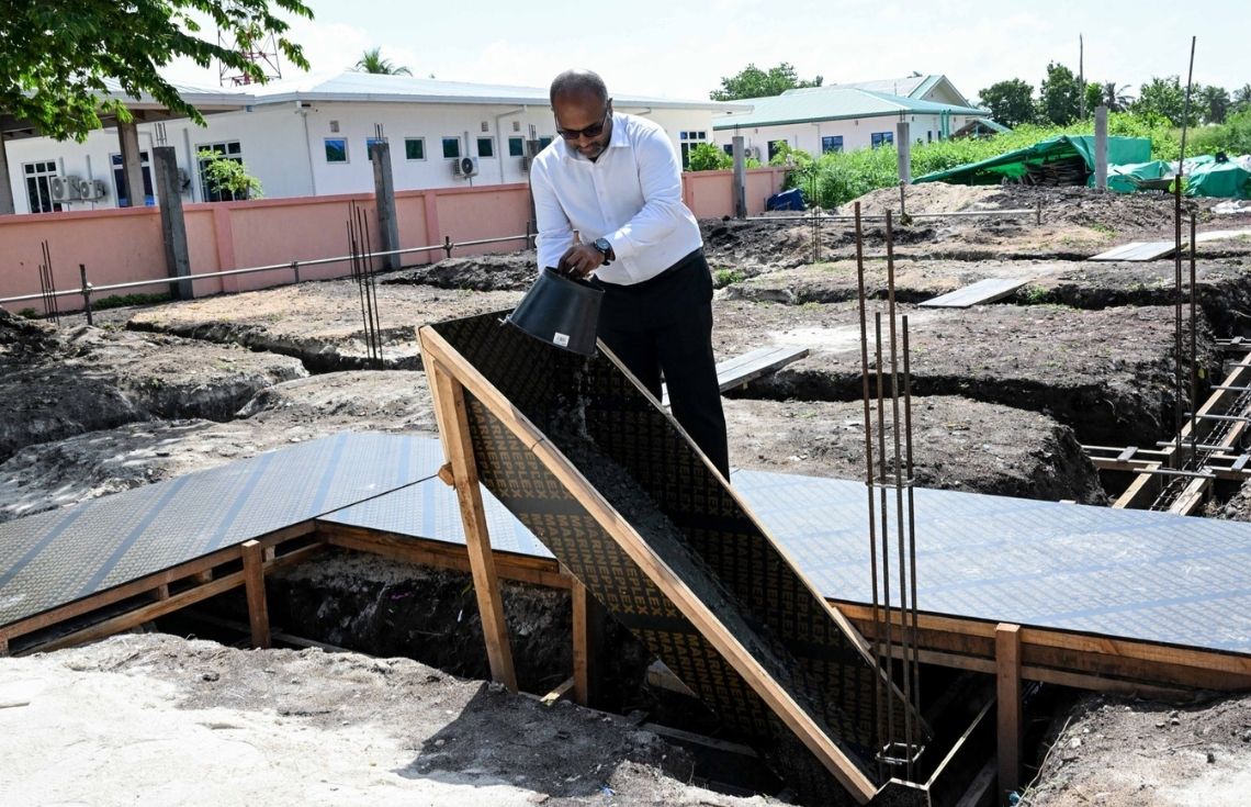 ނޫމަރާގައި އަލަށް އިމާރާތްކުރާ ފުލުހުންގެ މަރުކަޒުގެ ޢަމަލީ މަސައްކަތް ފަށައިފި