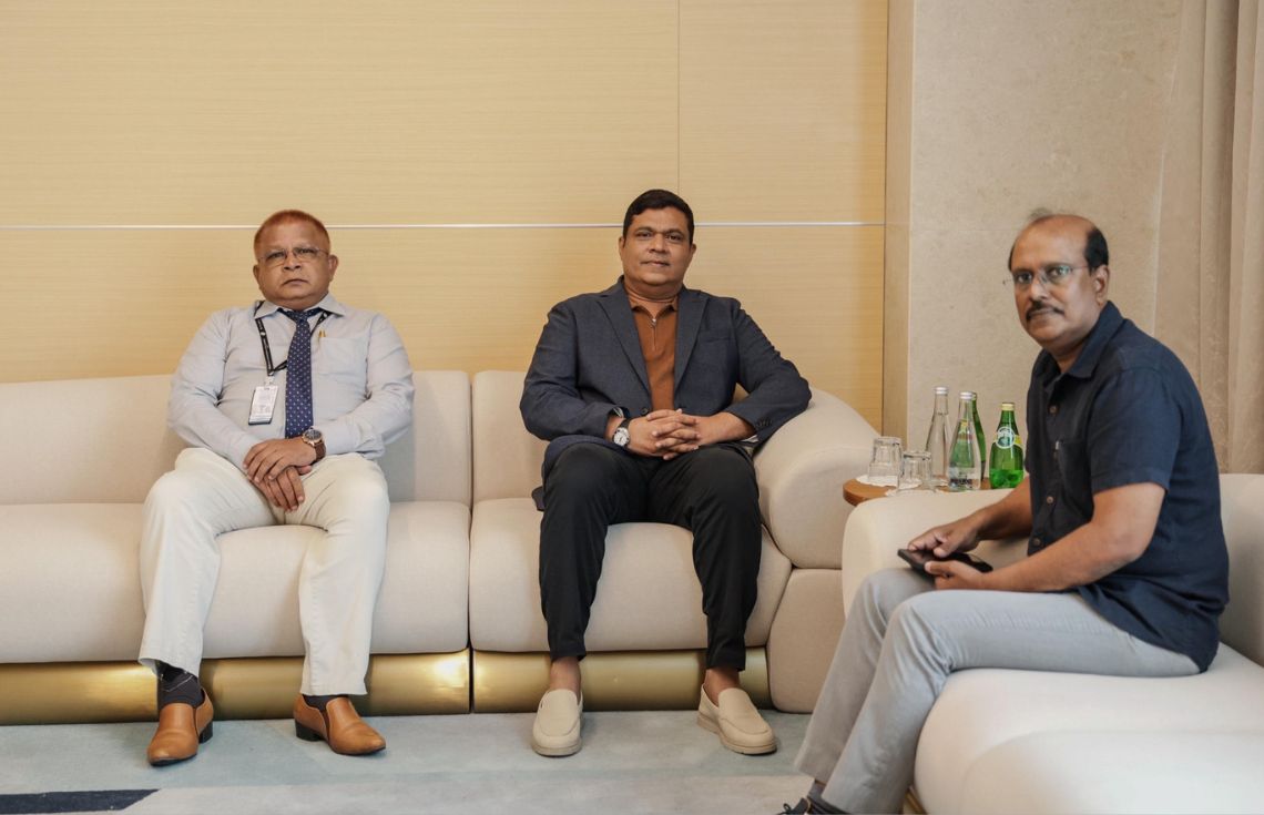ވަޒީރު އަމީން، ދުނިޔޭގެ މެރިޓައިމް ކޮންފަރެންސްގައި ބައިވެރިވެވަޑައިގަތުމަށް ޗައިނާއަށް ފުރާވަޑައިގެންފި